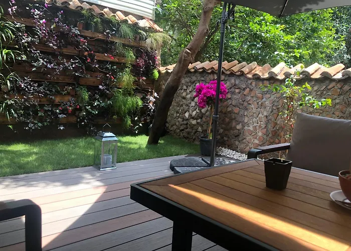 Aparthotel Ozzy Homes Muestakil Bahceli Muethis